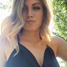 Chloe. B